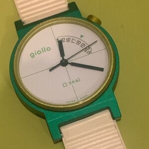 Giallo watch
